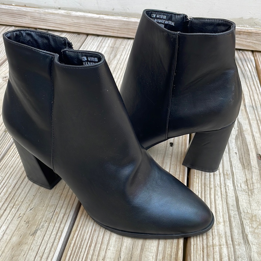 NWT- Black Ankle Boots Size 12